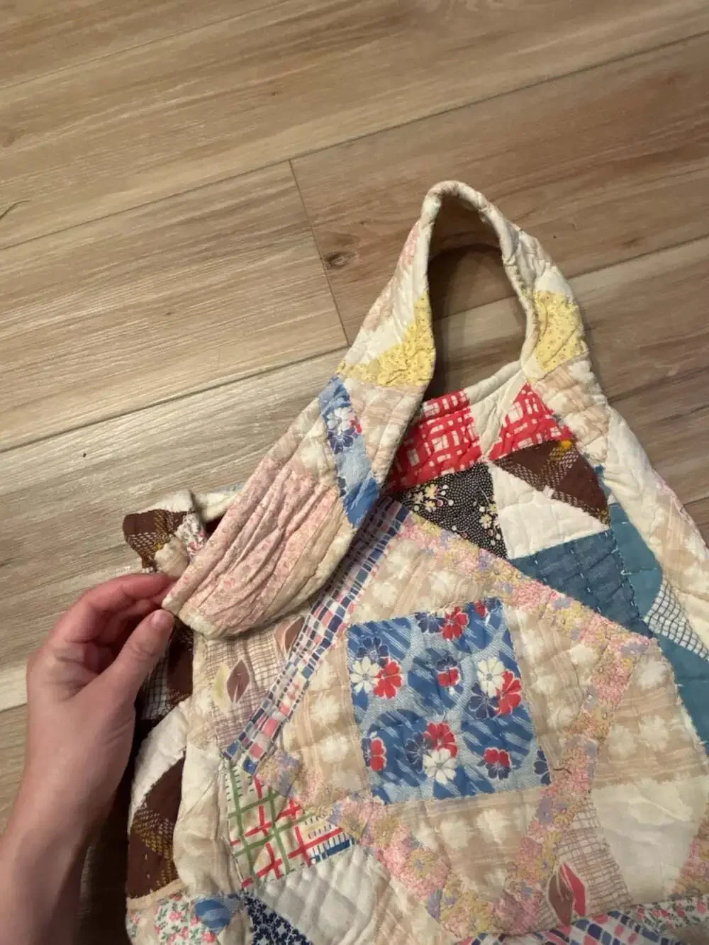 Vintage Handmade Patchwork Tennessee Feedsack Quilt Hobo Bag